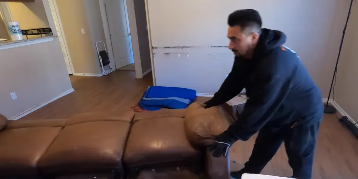Smooth moving crew